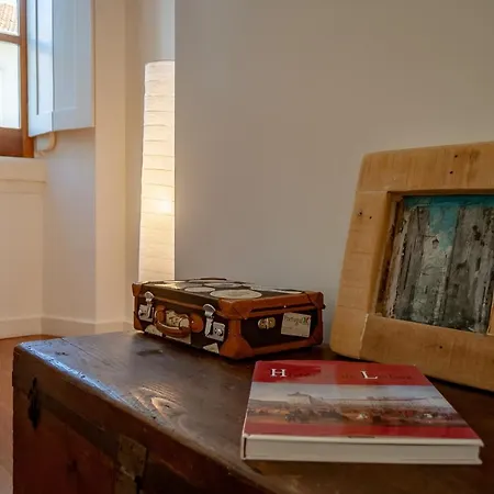 Nazare - Casa Da Nazare - Vila Berta Charming 公寓 *