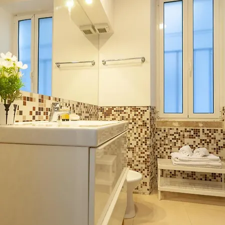 Nazare - Casa Da Nazare - Vila Berta Charming Apartamento *